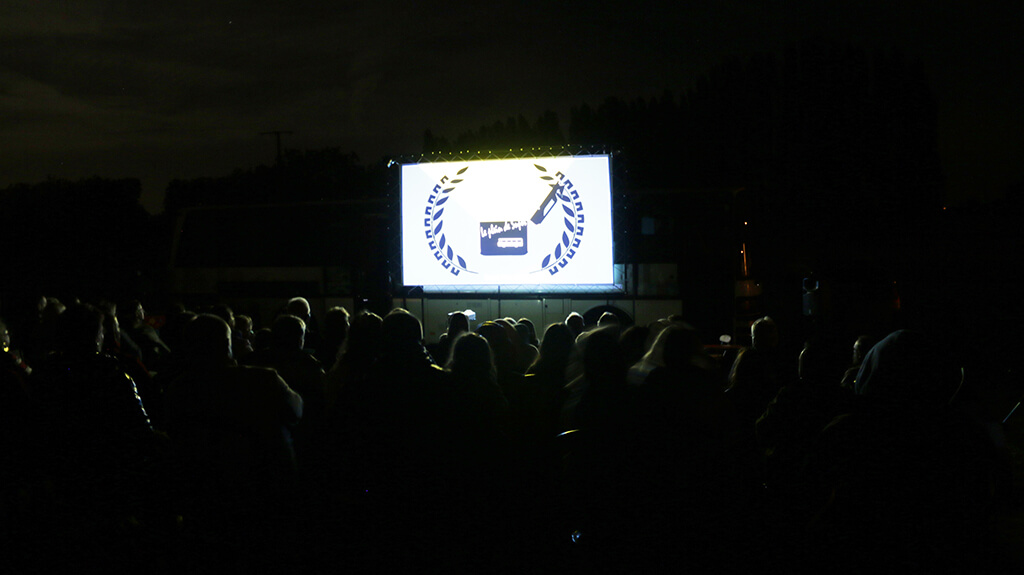 le festival de cinéma itinérant le plein de super est accueilli à La Fosse de Tigné