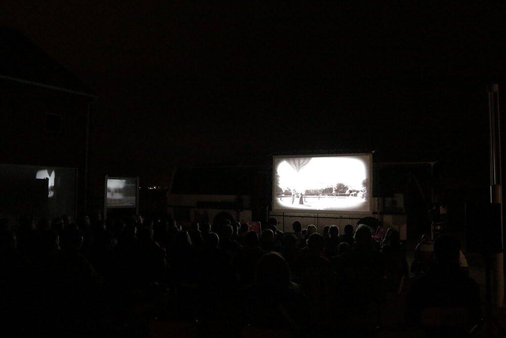 un film en noir et blanc à la séance du plein de Super 2017 à Paimboeuf