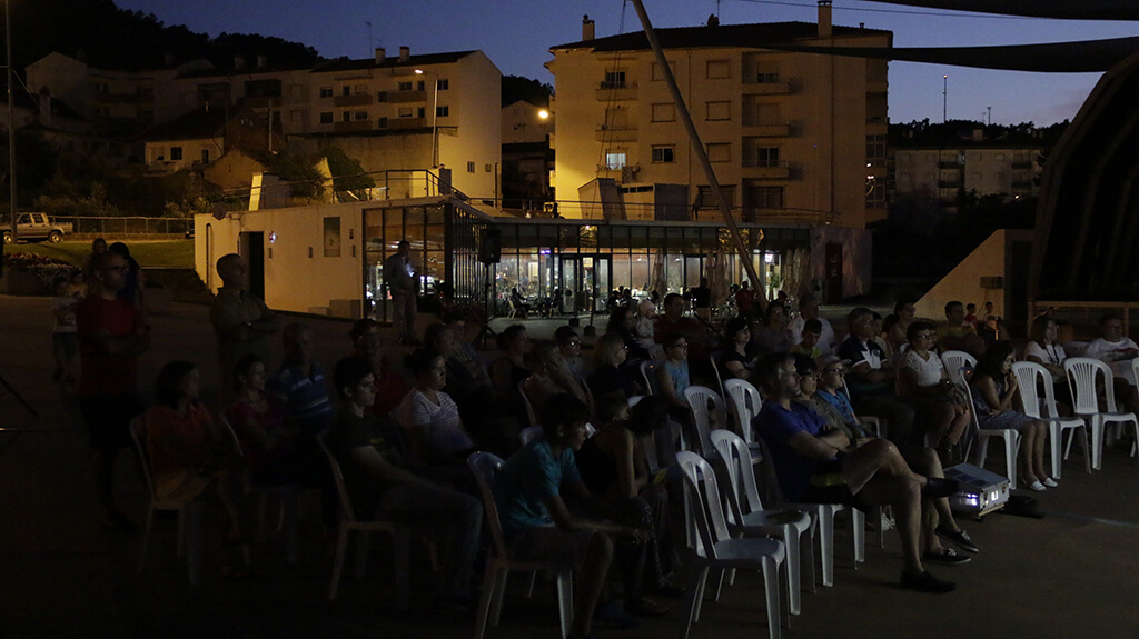Proença-a-Nova accueille le bus de la boite carrée pour une projection de courts-métrages  
